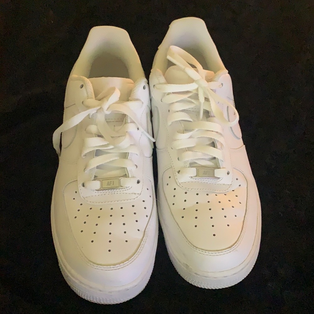Men’s Nike Air Force 1’s White